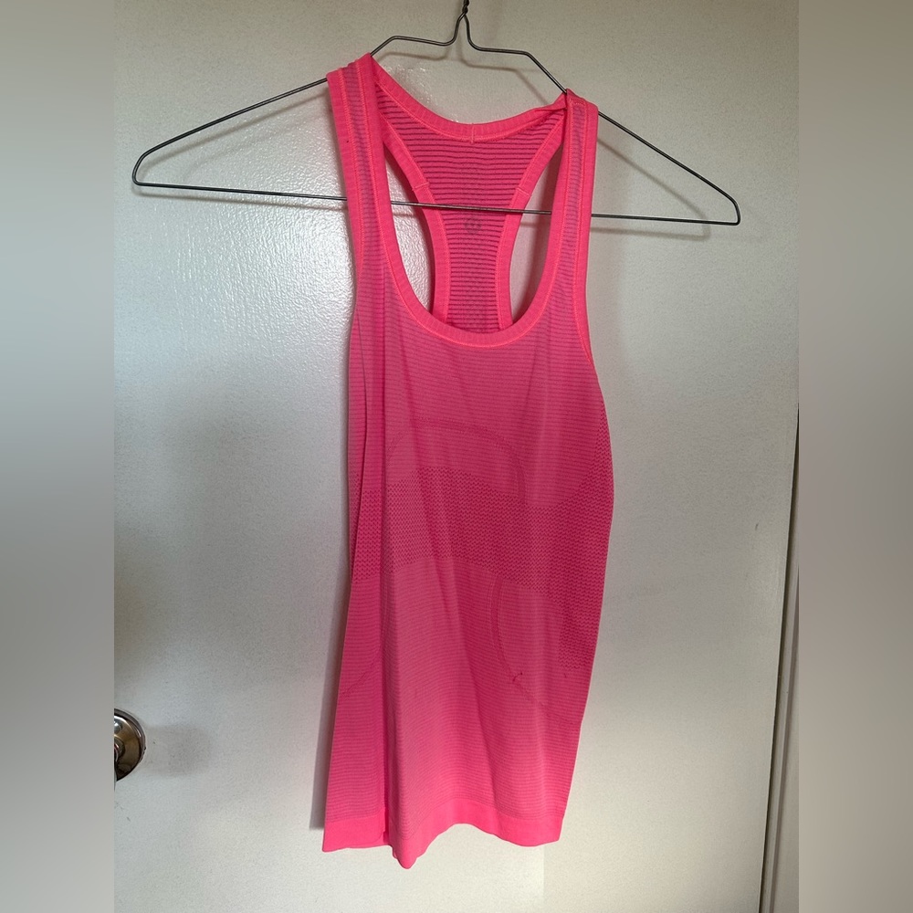 Lulu workout tank